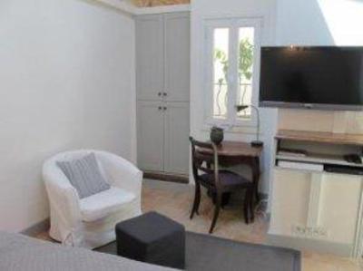 фото отеля Mougins Village Holiday Lets