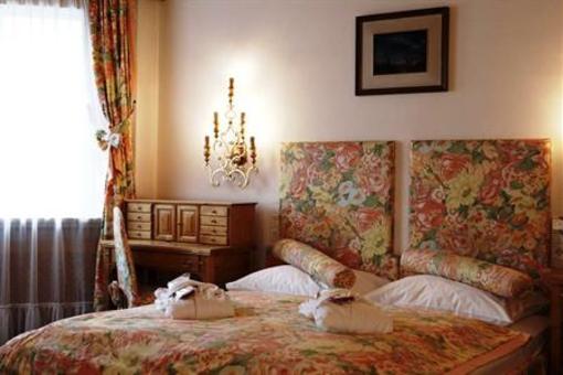 фото отеля Hotel and Spa Lamm Kastelruth
