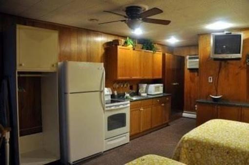 фото отеля Fairway Overnight & Extended Stay