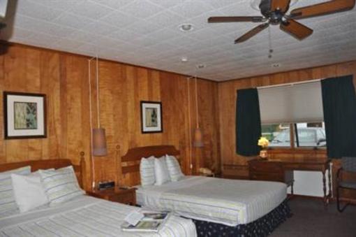 фото отеля Fairway Overnight & Extended Stay