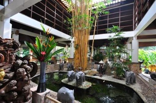 фото отеля Sappraiwan Grand Hotel & Resort