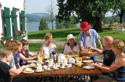 фото отеля Ferienhof Ederbauer am Irrsee