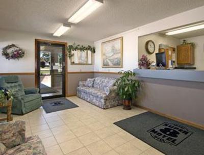 фото отеля Super 8 Motel Humboldt
