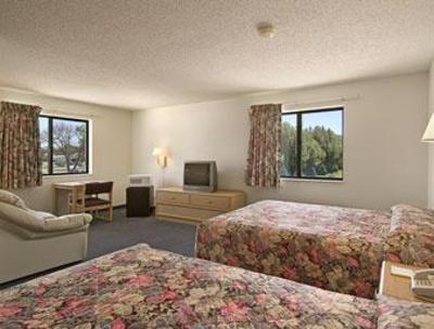 фото отеля Super 8 Motel Humboldt