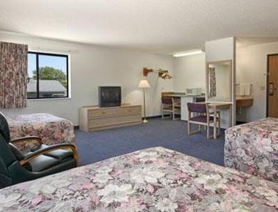 фото отеля Super 8 Motel Humboldt
