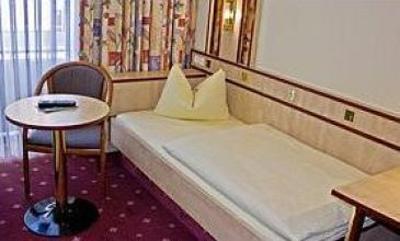 фото отеля Alfa Economy Hotel Munich