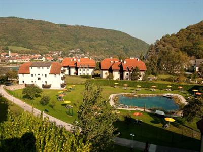 фото отеля Hotel Donauterrasse