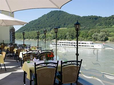 фото отеля Hotel Donauterrasse