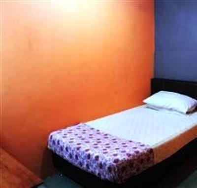 фото отеля My Seven Days Inn Ulu Tiram 1