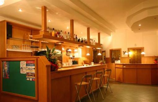 фото отеля Albergo Aurora Monclassico