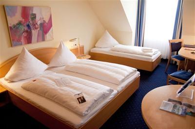 фото отеля BEST WESTERN Hotel Aquamarin