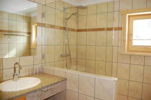фото отеля Achenseer Huttendorfl Chalets Maurach