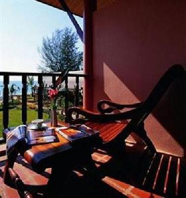 фото отеля Lanta Casuarina Beach Resort