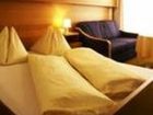 фото отеля Hotel Goldener Löwe St. Johann in Tirol