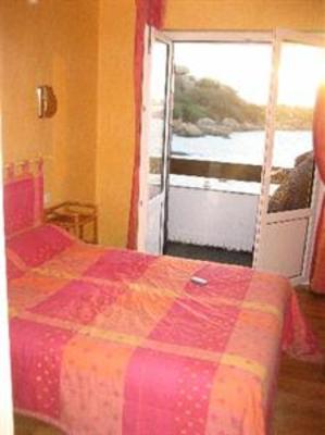 фото отеля Hotel Saint Guirec Et De La Plage Perros-Guirec