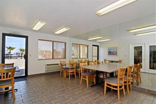 фото отеля BEST WESTERN Parker Inn
