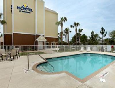 фото отеля Microtel Inn & Suites Lehigh