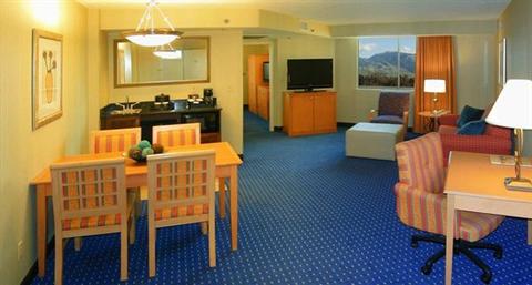 фото отеля Embassy Suites Hotel Pleasant Hill-Walnut Creek