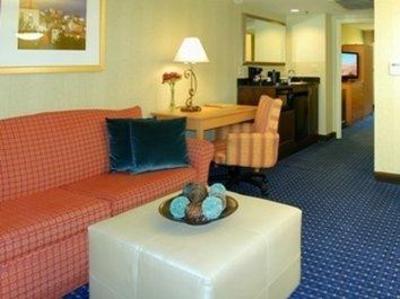 фото отеля Embassy Suites Hotel Pleasant Hill-Walnut Creek