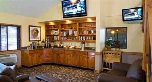 фото отеля AmericInn Lodge & Suites Eagle