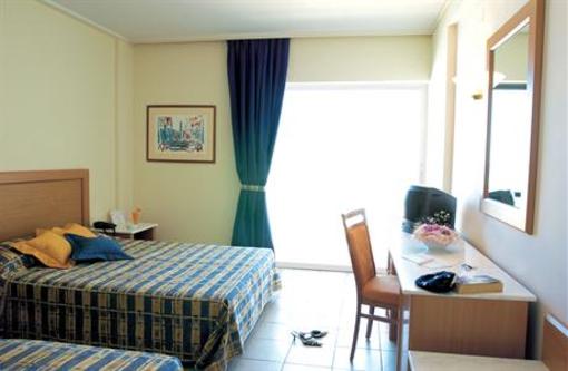 фото отеля Aks Minoa Palace