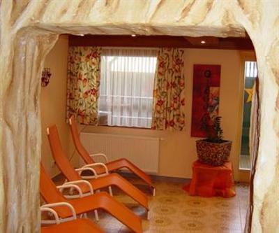 фото отеля Land-gut-Hotel Radnighof