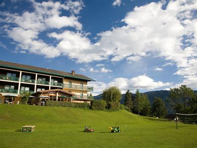 фото отеля Land-gut-Hotel Radnighof