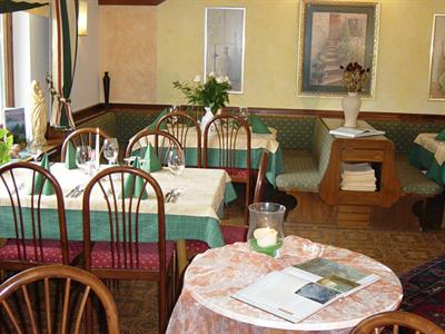 фото отеля Land-gut-Hotel Radnighof