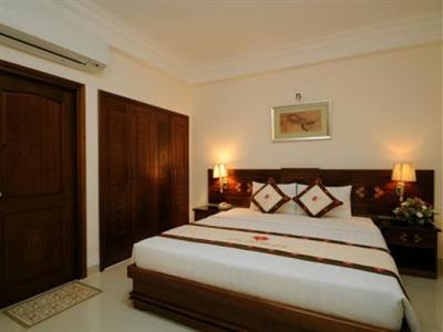 фото отеля Lan Lan Hotel 2
