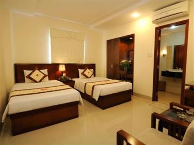 фото отеля Lan Lan Hotel 2