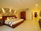 фото отеля Lan Lan Hotel 2