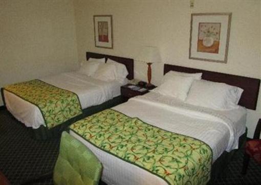 фото отеля Scranton Fairfield Inn