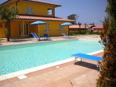 фото отеля Aba Village Apartments Scarlino