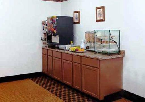 фото отеля Econo Lodge Lexington (Nebraska)