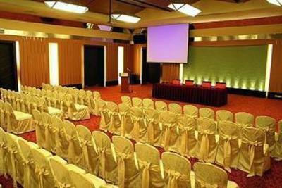 фото отеля M Suites Hotel
