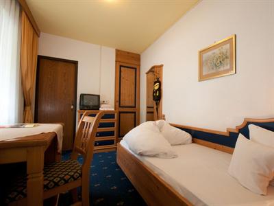 фото отеля Sporthotel Cristall