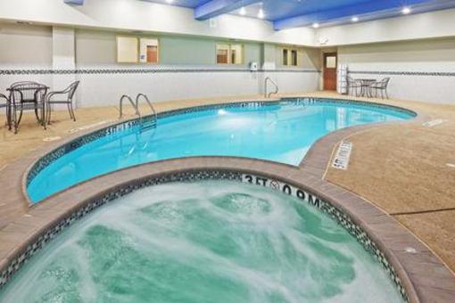 фото отеля Holiday Inn Express Hotel & Suites Jacksonville