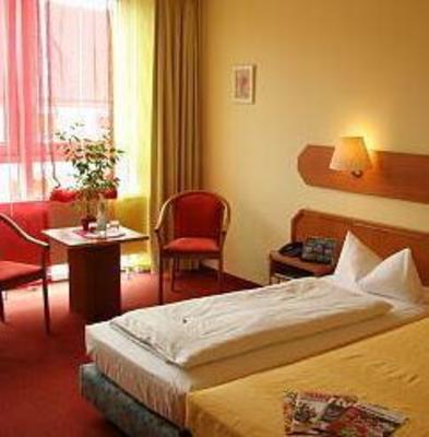фото отеля Hotel Garni Berliner Ring