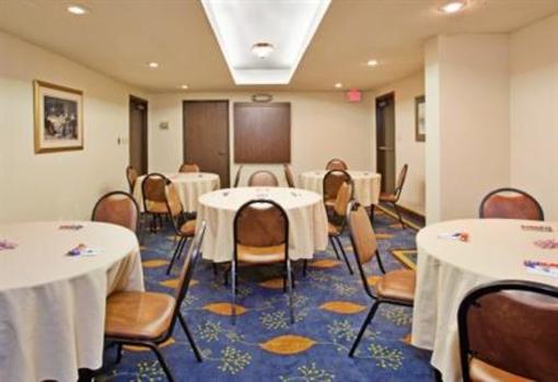 фото отеля Holiday Inn Express Jonesboro