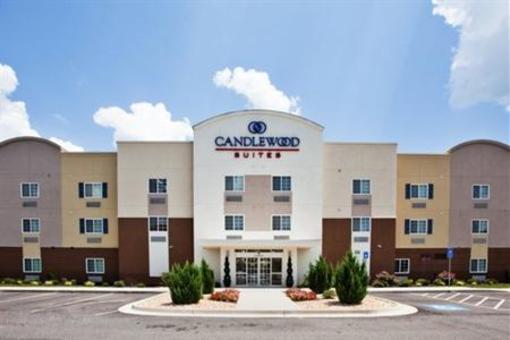 фото отеля Candlewood Suites Mooresville