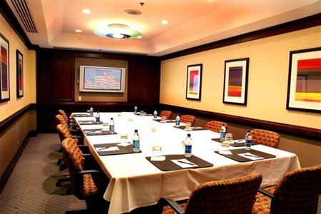 фото отеля Embassy Suites North Shore / Deerfield