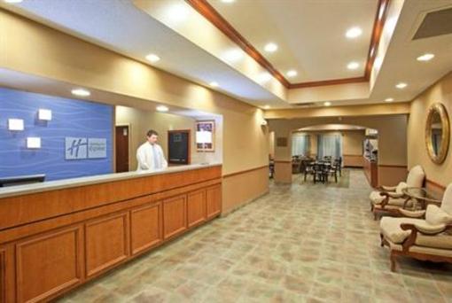 фото отеля Holiday Inn Express Hotel & Suites Blue Ash