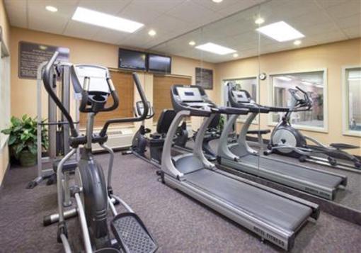 фото отеля Holiday Inn Express Hotel & Suites Blue Ash