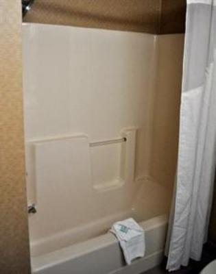 фото отеля Holiday Inn Express Hotel & Suites Blue Ash
