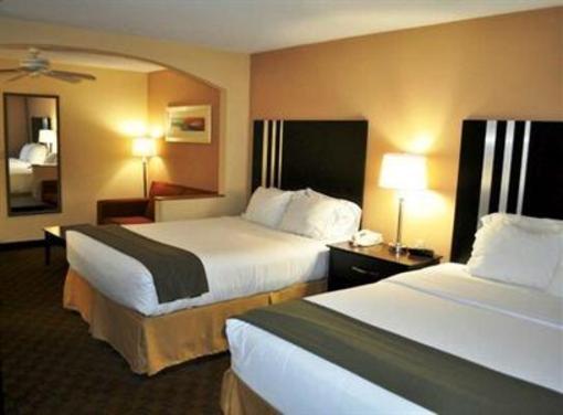 фото отеля Holiday Inn Express Hotel & Suites Blue Ash