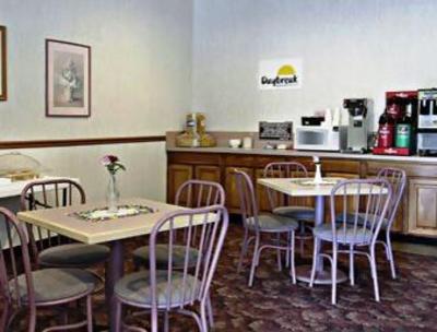 фото отеля Days Inn San Antonio Southeast