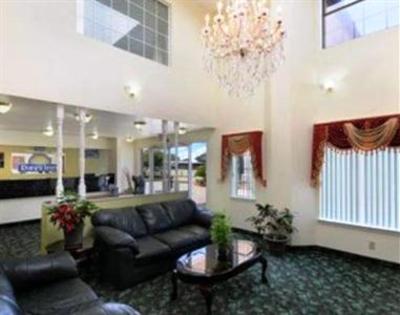 фото отеля Days Inn San Antonio Southeast