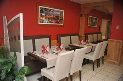 фото отеля Inter-Hotel les Oliviers