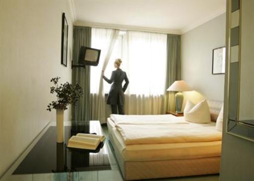фото отеля Hotel Deutsches Theater