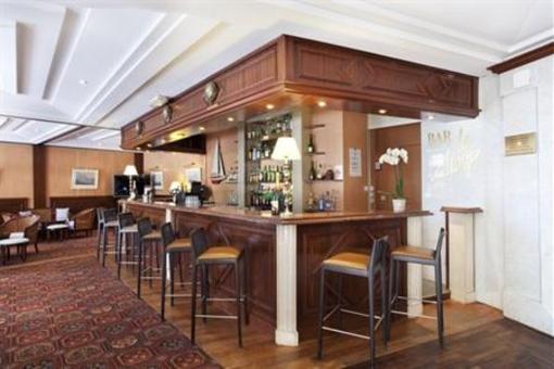 фото отеля Holiday Inn Resort Nice Port St Laurent